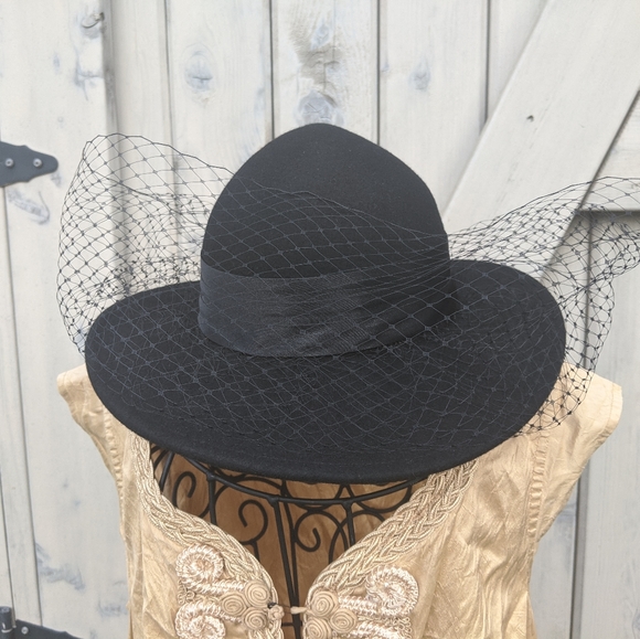 Wool hat veil & flower - vintage one of a kind - Picture 9 of 14